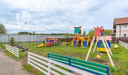 Просторный дом в КП Смартвилль