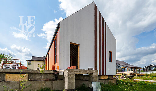 Барнхаус в КП Смартвилль