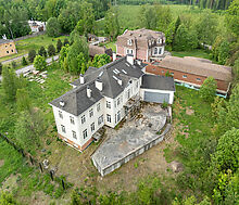 Усадьба в поселке Аврора