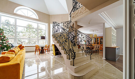 Усадьба в окружении леса