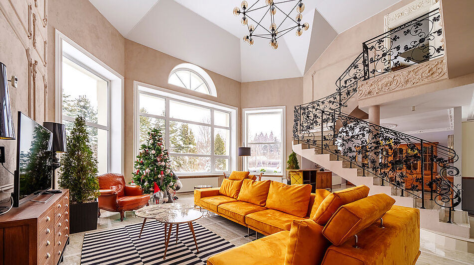 Усадьба в окружении леса