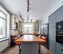 Усадьба в окружении леса