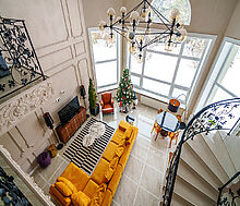 Усадьба в окружении леса