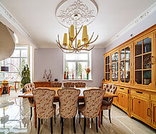 Усадьба в окружении леса