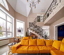 Усадьба в окружении леса