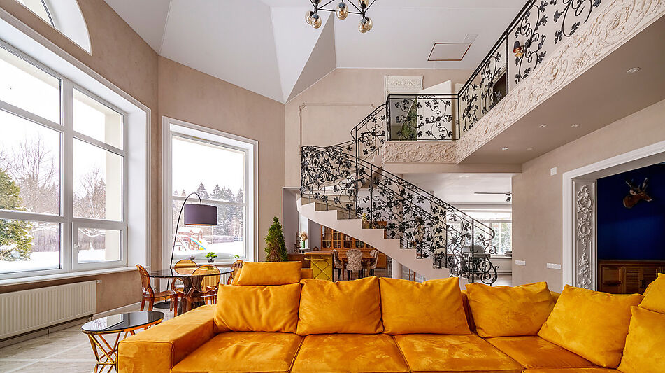 Усадьба в окружении леса