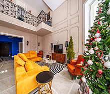 Усадьба в окружении леса