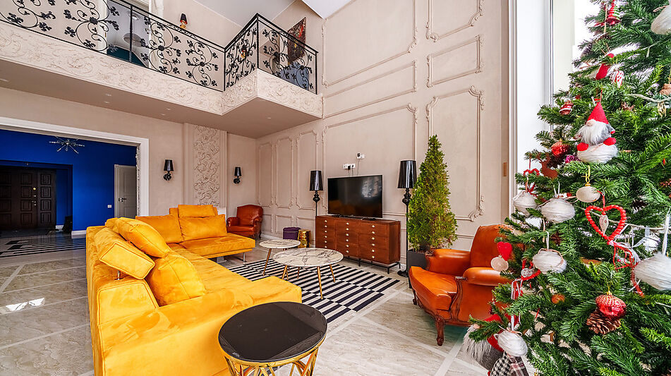 Усадьба в окружении леса