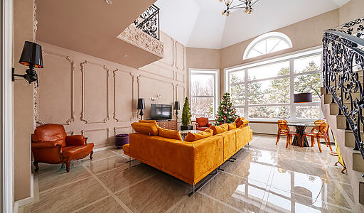 Усадьба в окружении леса