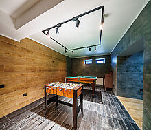 Усадьба в окружении леса