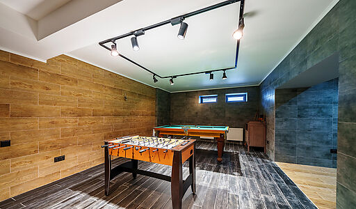 Усадьба в окружении леса