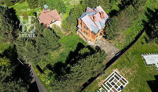 Участок на первой линии Истры