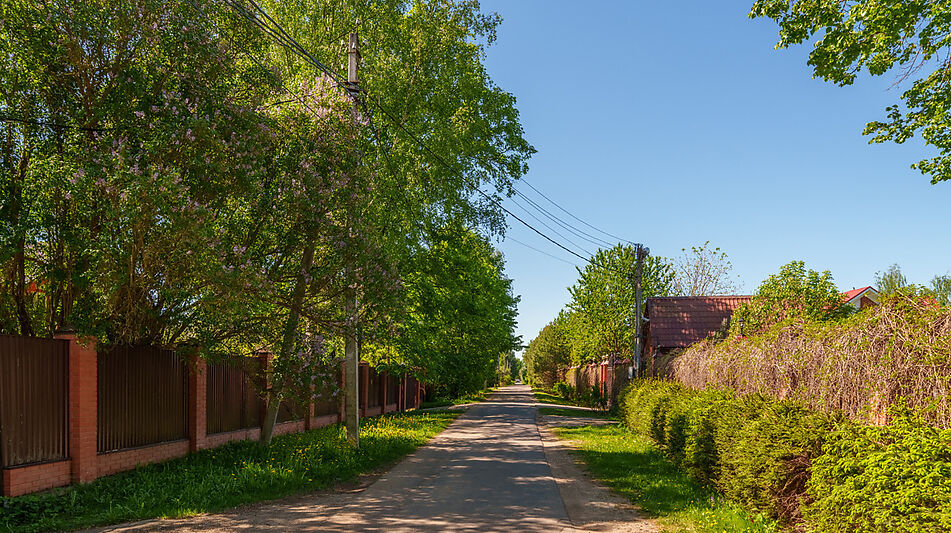 Участок на первой линии Истры