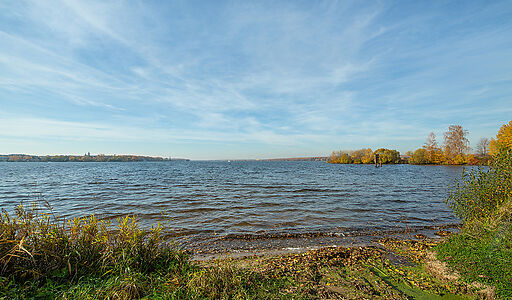 Участок рядом с водой в Витенево