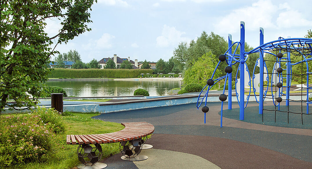 Ренессанс Парк