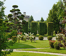 Ренессанс Парк