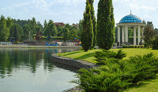 Ренессанс Парк