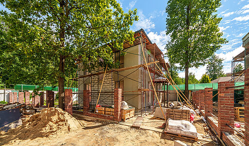 Дом в мини-поселке Грибки