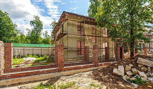 Дом в мини-поселке Грибки