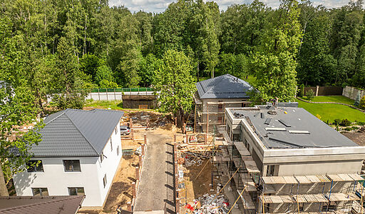 Дом в мини-поселке Грибки