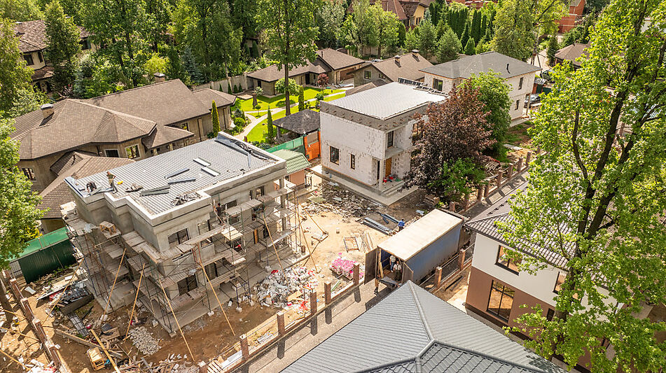 Дом в мини-поселке Грибки