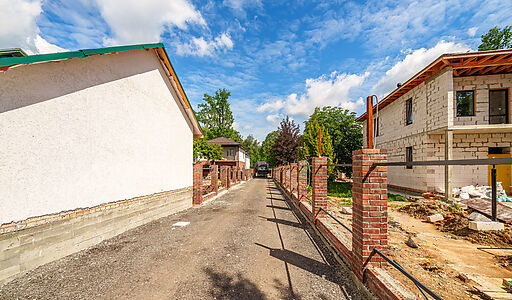 Дом в мини-поселке Грибки