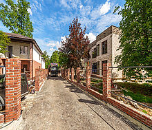 Дом в мини-поселке Грибки