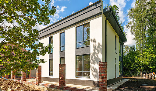 Дом в мини-поселке Грибки