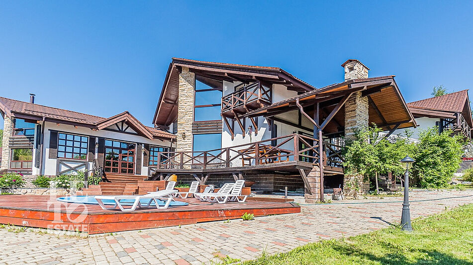 Дом в стиле шале в селе Ильинское