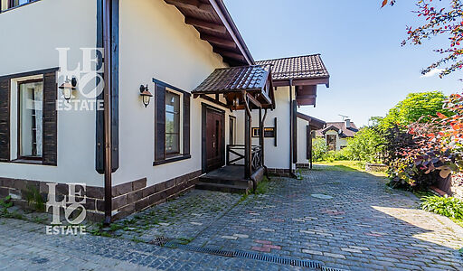 Дом в стиле шале в селе Ильинское