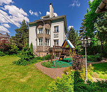 Дом с отделкой в КП Береста