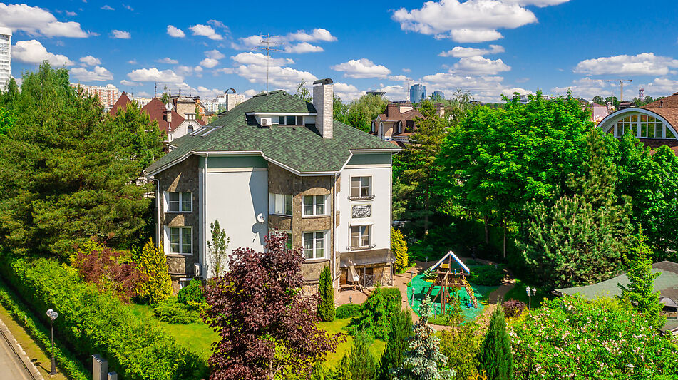 Дом с отделкой в КП Береста