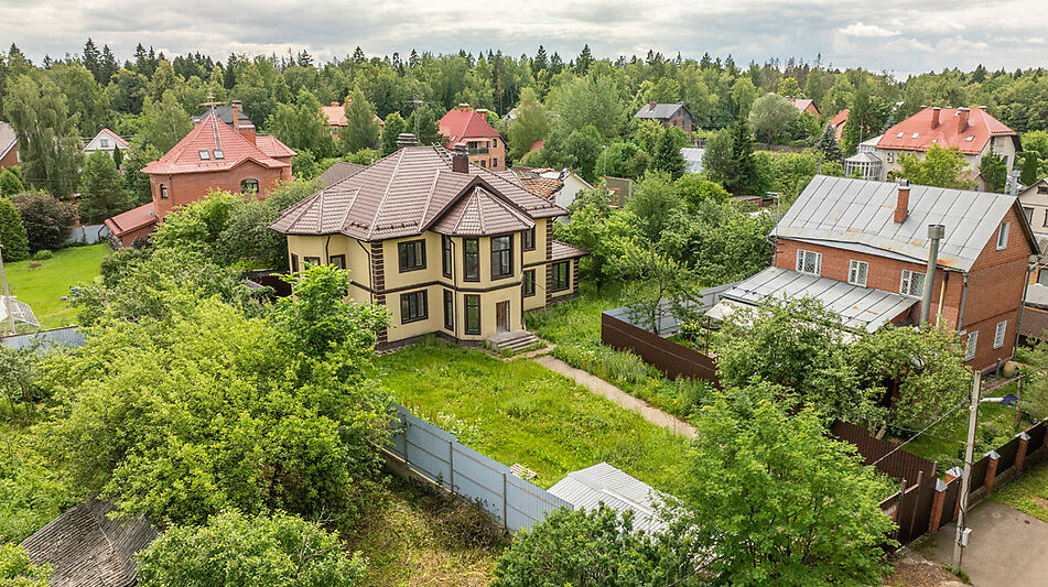 Дом на первой линии в Пруссах