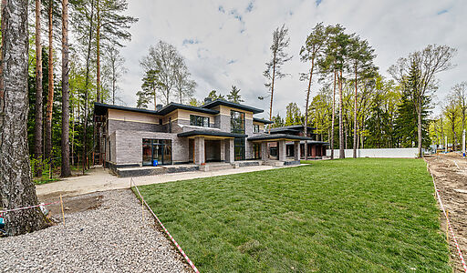 Дом у леса в Новогорске