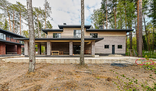 Дом у леса в Новогорске