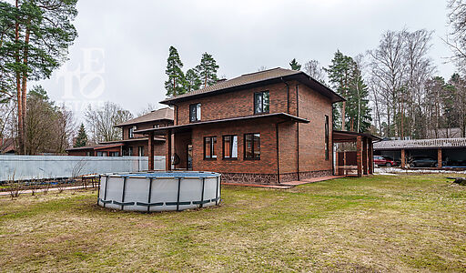 Просторный дом в Мамонтовке