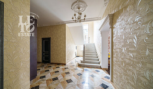 Просторный дом в Мамонтовке