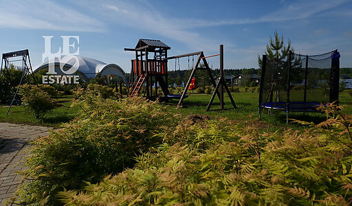 Парк-отель на берегу Волги