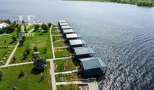 Парк-отель на берегу Волги