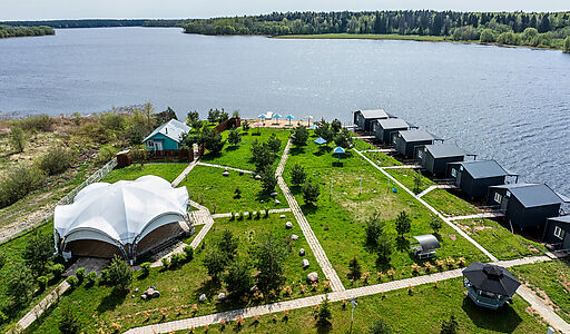 Парк-отель на берегу Волги