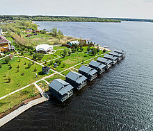 Парк-отель на берегу Волги