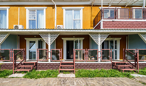 Парк-отель на берегу Волги