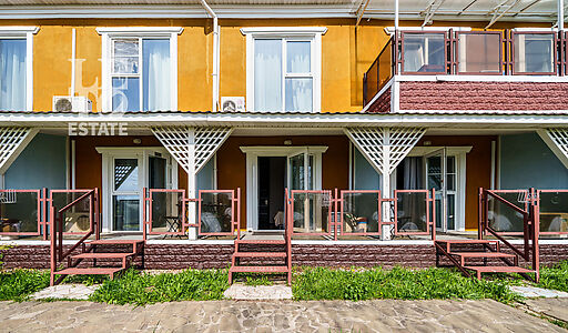 Парк-отель на берегу Волги