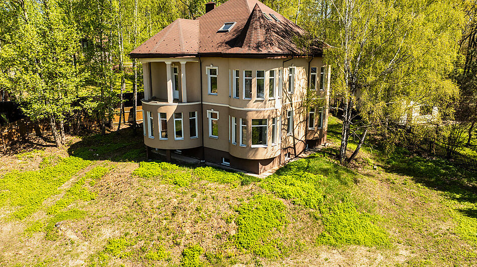 Дом с видом на воду в Славино