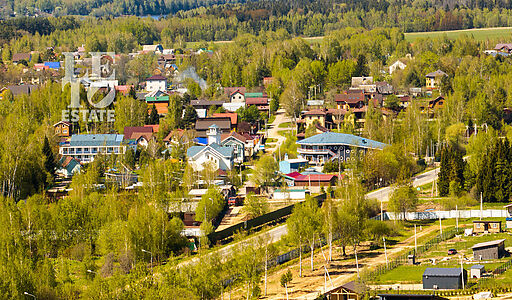 Дом с видом на воду в Славино