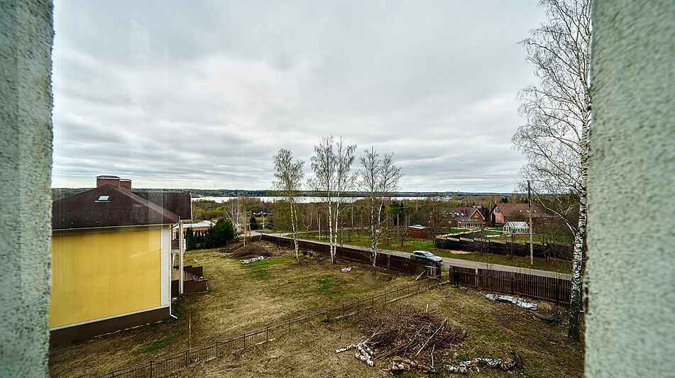 Дом с видом на воду в Славино