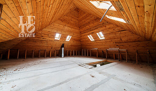 Дом с видом на воду в Славино