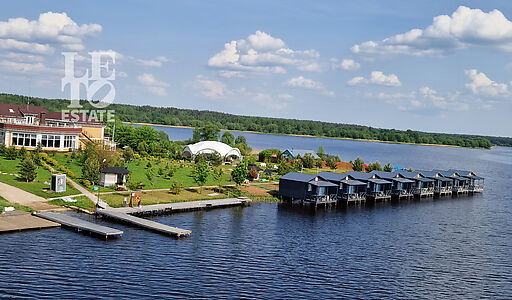 Резиденция на берегу Волги