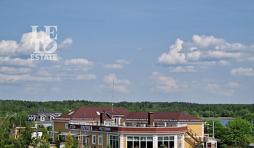Резиденция на берегу Волги