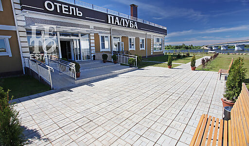 Резиденция на берегу Волги